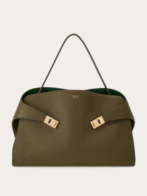 FERRAGAMO Hug Soft bicolor shoulder bag (M)