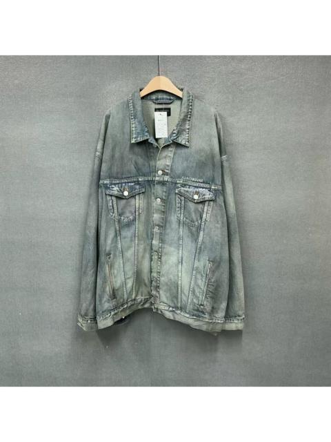 BALENCIAGA Balenciaga logo-print distressed denim jacket