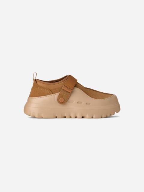 UGG ® Men's PeakMod Lowcut Suede Shoes in Chestnut