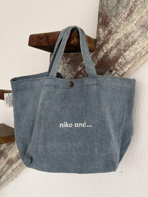 Other Designers Issey Miyake - Niko and … mini totebag spellout