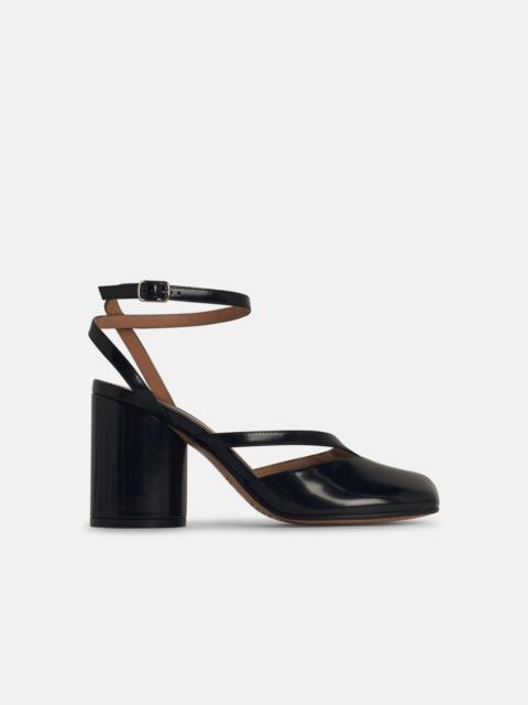 Maison Margiela 'TABI' BLACK LEATHER SANDALS