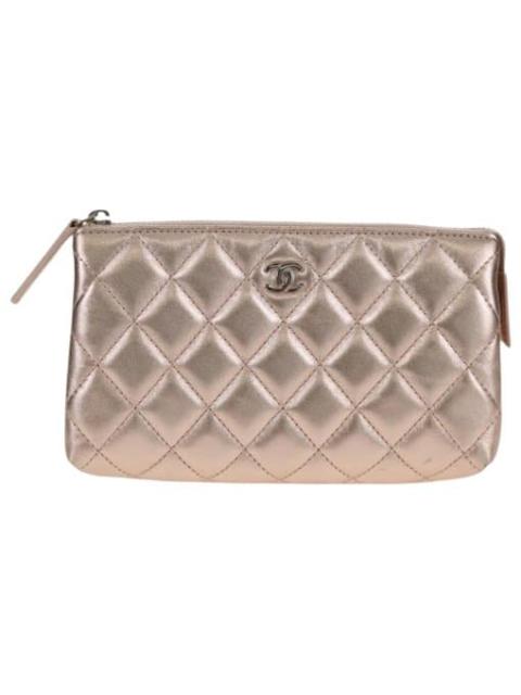 CHANEL Leather purse