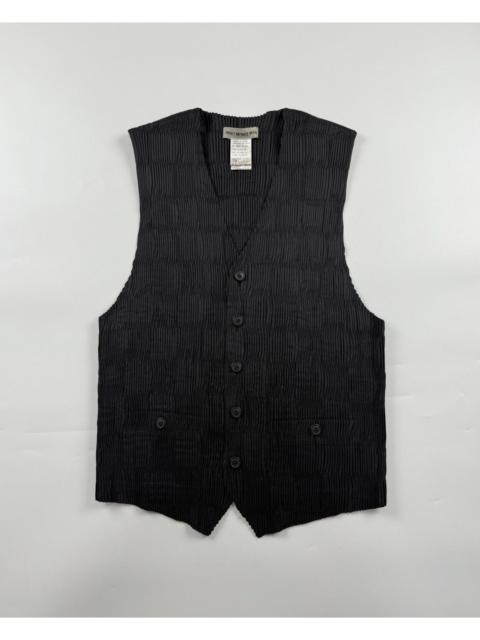 Issey Miyake Men Pleated Vest