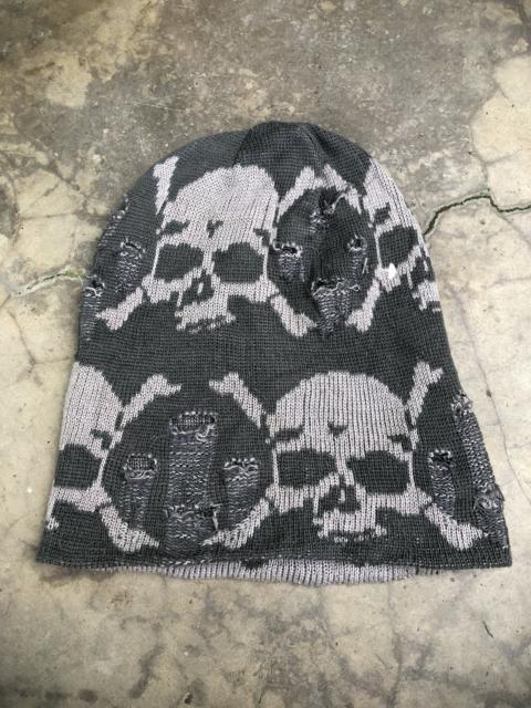 Reversible Destroyed Skull Bones Beanie