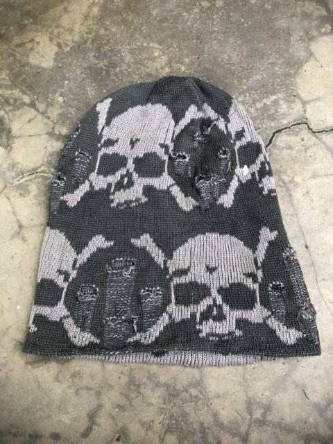 Other Designers Skulls - Reversible Destroyed Skull Bones Beanie