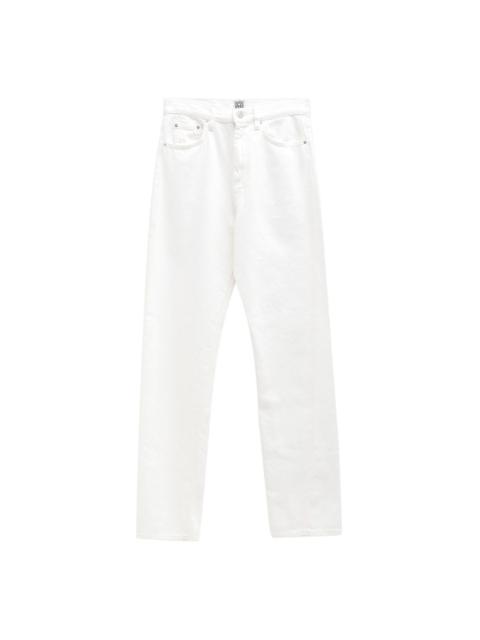 straight-leg trousers