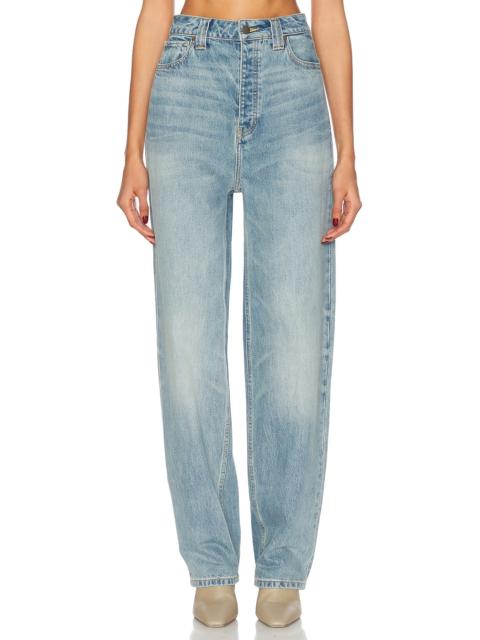 ESSENTIALS Straight Leg