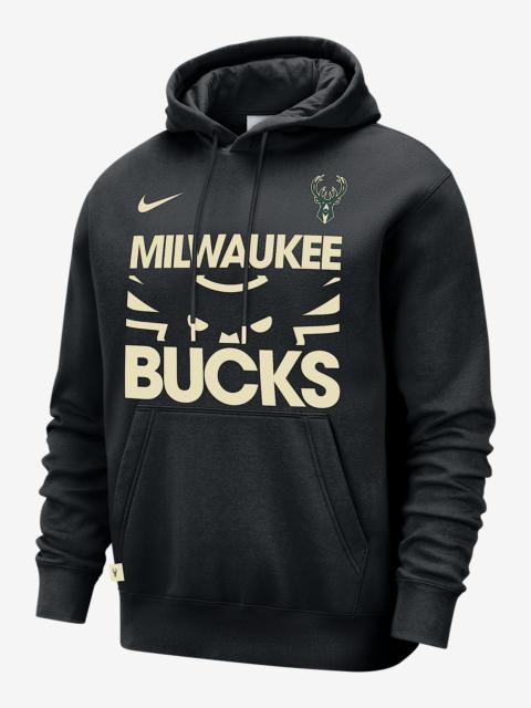 Nike Milwaukee Bucks Club Courtside Men's Nike NBA Pullover Hoodie