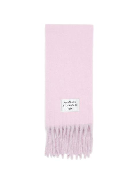 logo-tag fringed scarf