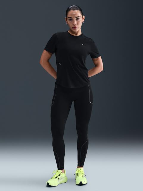 Nike Nike Swift Women's High-Waisted 7/8 Running Leggings with Reflective Accents