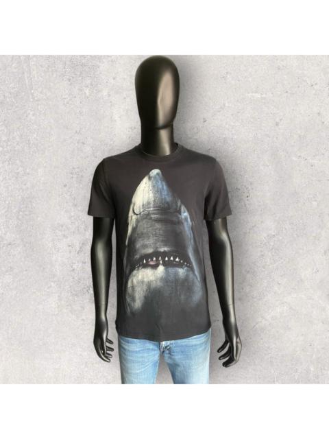 Givenchy Fall17 Shark By Riccardo Tisci