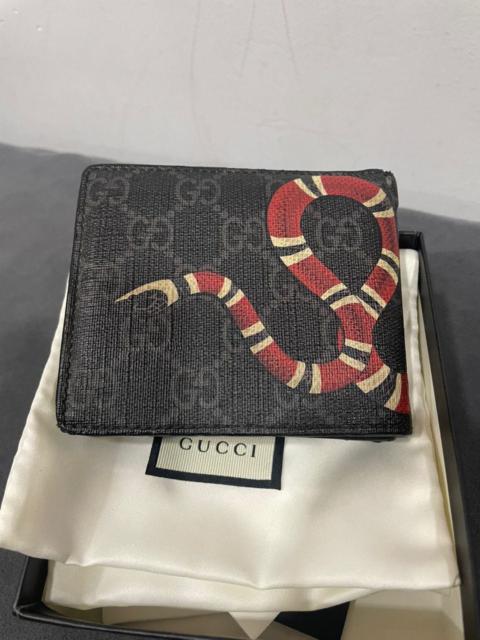 GUCCI Authentic Gucci Snake Men Bifold Wallet