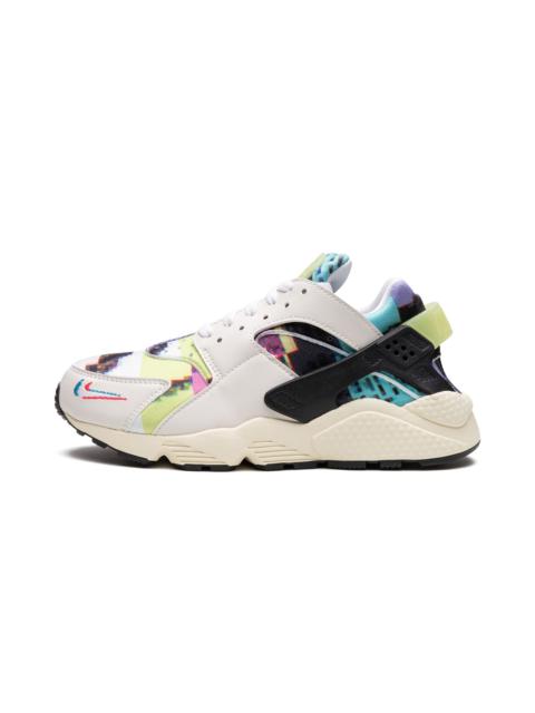 Nike WMNS Air Huarache SE "Pixel"