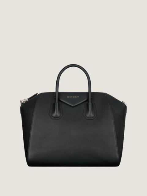 Givenchy MEDIUM ANTIGONA BAG IN GRAINED LEATHER
