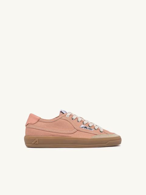 AUTRY WINDSCAPE LOW SNEAKERS IN CLAY CANVAS