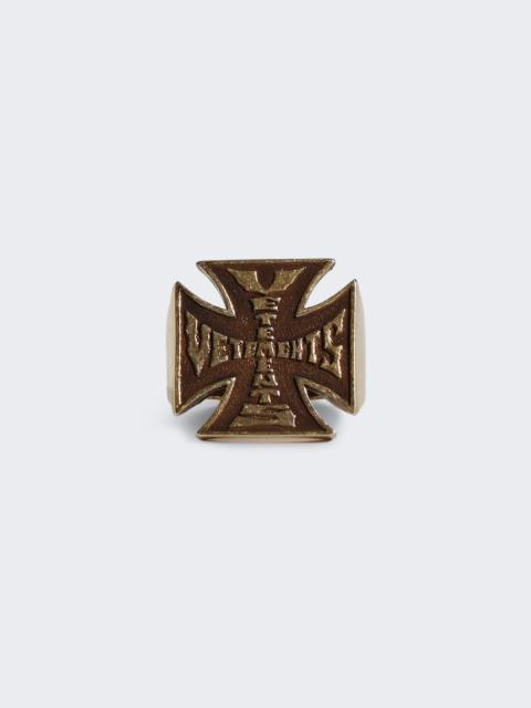 VETEMENTS Biker Cross Logo Ring Gold