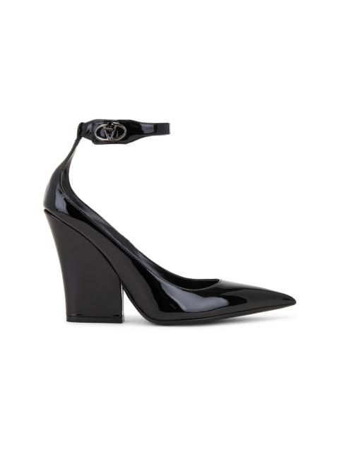 Valentino V Logo 105 Lockette Ankle Strap Pump
