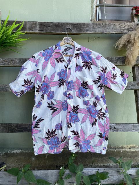 Other Designers Vintage - Vintage Hawaii Full Print Button Up Rayon