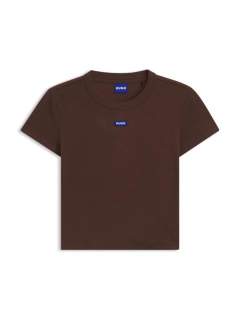 HUGO LOGO-BADGE SLIM-FIT T-SHIRT IN STRETCH COTTON