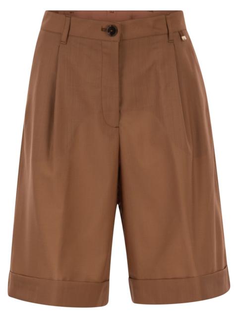 Herno Herno Women Tailored Virgin Wool Bermuda Shorts With Pleats