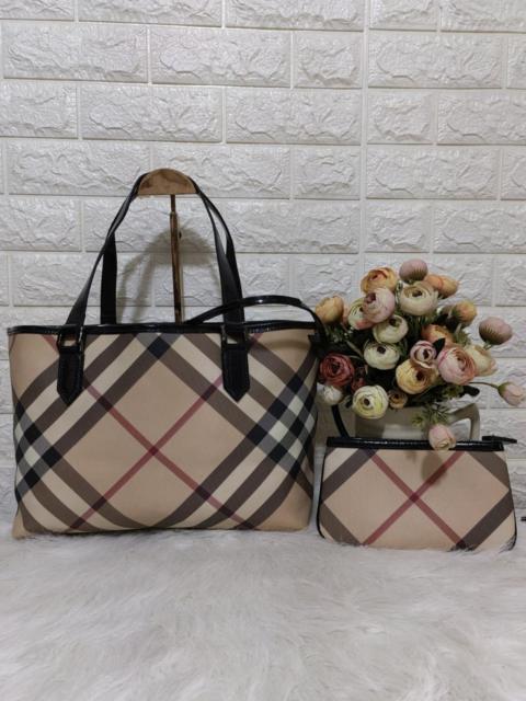 Burberry BURBERRY SUPERNOVA CHECK NICKIE TOTE BAG.