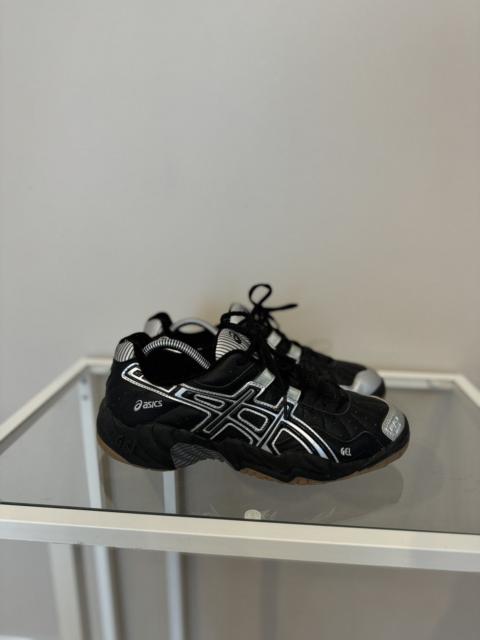 Asics black gel sneakers vintage gorpcore 90s 00s