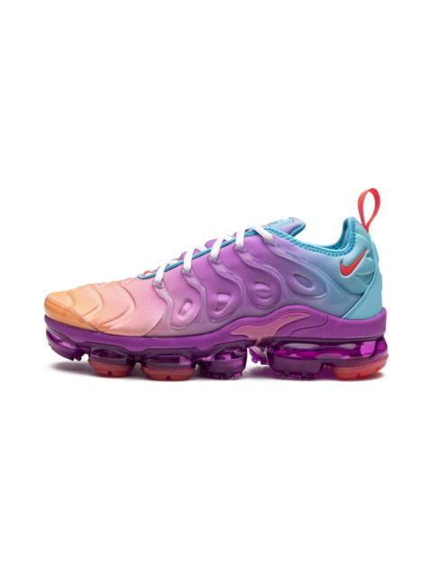 Nike WMNS Air VaporMax Plus "Multigradient"