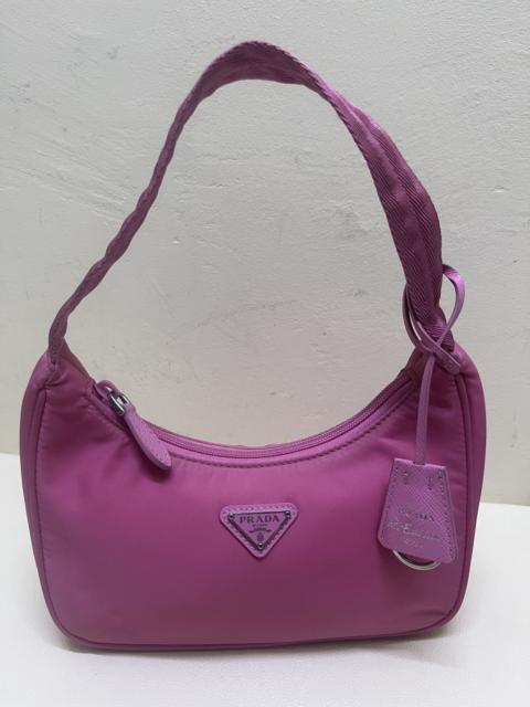 Prada Prada Re-Edition 2000 mini-bag in pink nylon