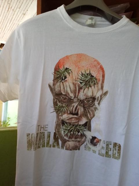 Other Designers Very Rare - The Walking Dead Smoke Weed Rare collection movie