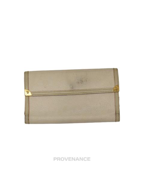 Louis Vuitton Louis Vuitton International Wallet - White Suhali Leather