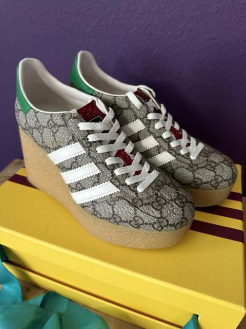 adidas ucci Adidas X GG Supreme Sneaker Tessuto Wedge Gazelle