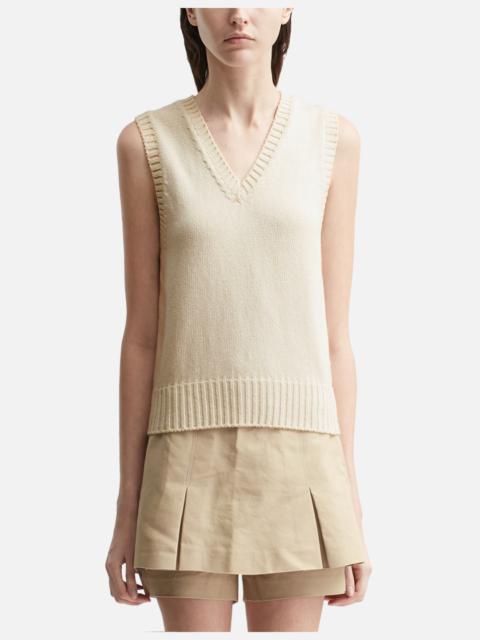 NOTHING WRITTEN PIYA COTTON V-NECK VEST