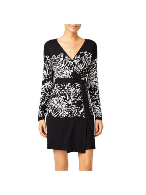 Diane von Furstenberg Graphic Leandra Wrap Dress