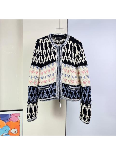 CHANEL Chanel colorful knitted jacket with contrasting trim