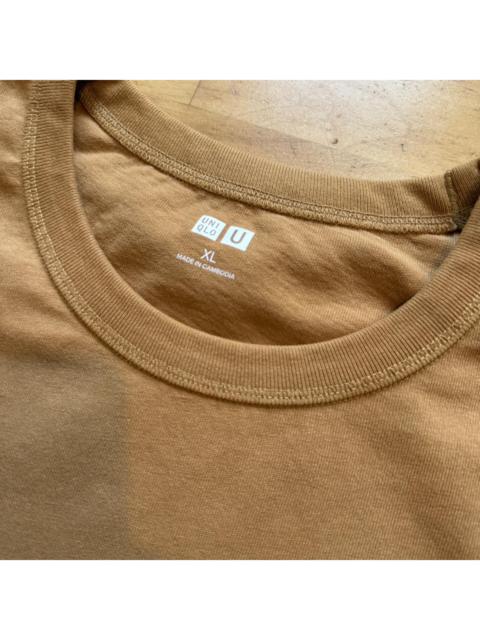 Other Designers UNIQLO Men's Tan and Brown T-shirt