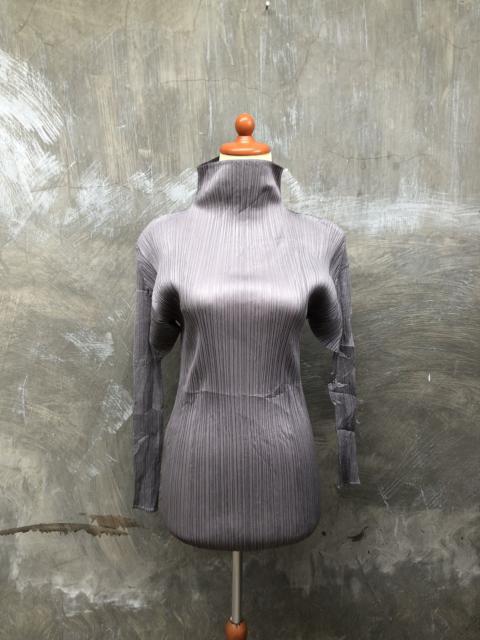 ISSEY MIYAKE Issey Miyake Pleats Please Tops
