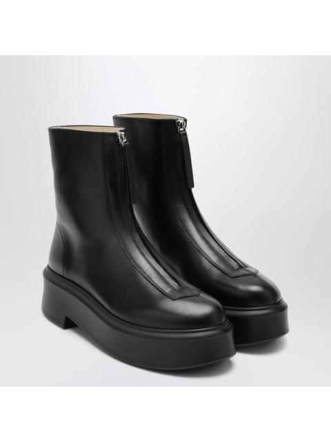 The Row The Row Zipped Boot I black leather boot