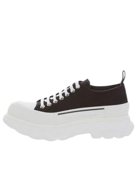 Alexander McQueen (WMNS) Alexander McQueen Tread Slick Low Lace Up 'Black White' FW21 611705W4MV21070