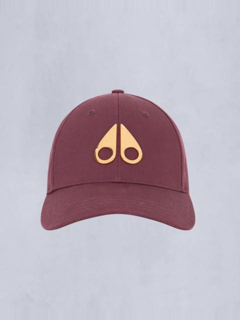 MOOSE KNUCKLES GOLD LOGO ICON CAP