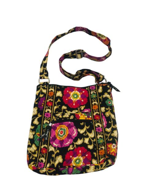 Streetwear - Vera Bradley floral bag