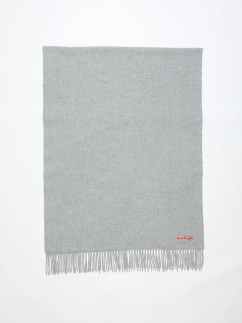 Acne Studios Fringe wool scarf - oversized - Light Grey Melange