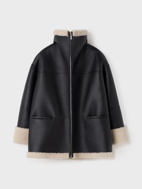 TOTEME Signature shearling jacket black/off-white