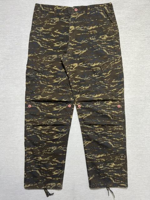 Other Designers Futura Laboratories - AOP Tiger Camouflage Cargo Pants