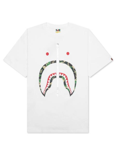 A BATHING APE® ABC CAMO SHARK TEE - WHITE/GREEN