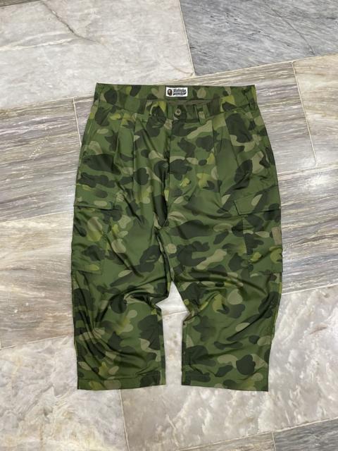 A BATHING APE® Bape Color Camo Green - Cargo Cropped Nylon Pants
