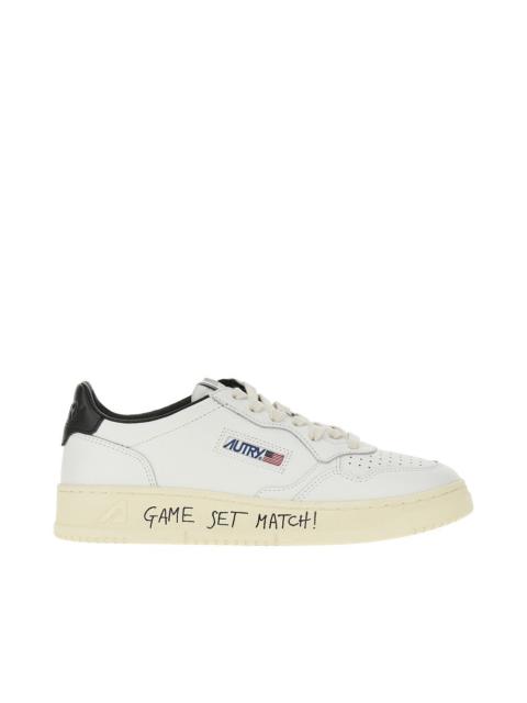 AUTRY MEDALIST LOW LEATHER SNEAKERS
