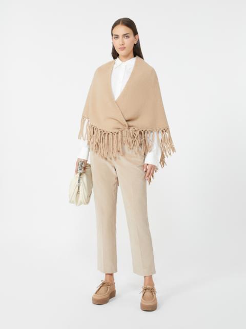 WEEKEND Max Mara TORNADO Wool shawl with fringes