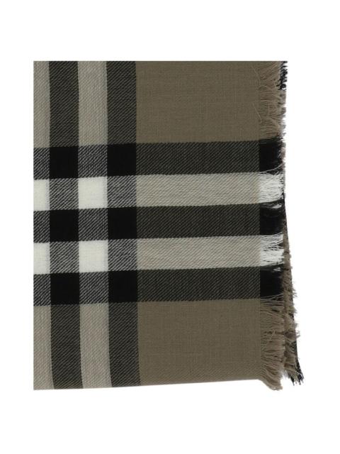 BURBERRY "GIANT CHECK" SCARF