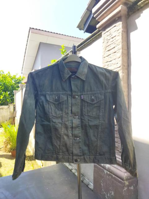 Other Designers Vintage - VINTAGE DISTRESSED LEVIS DENIM JACKET