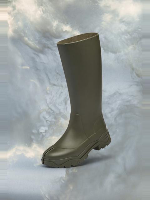 Tabi rubber boots